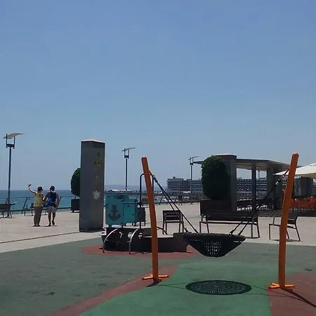 דירה Beach Front Chic